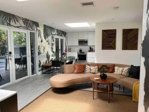 424 NE 28th Drive Wilton Manors FL 33334