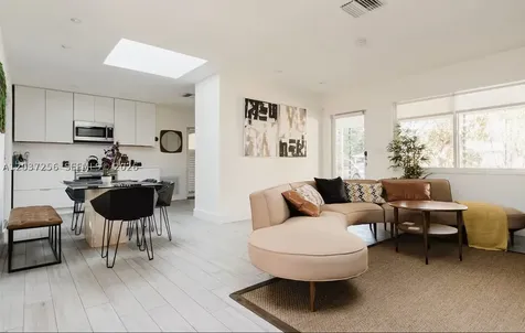 424 NE 28th Drive Wilton Manors FL 33334