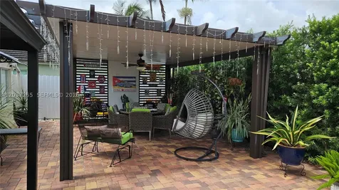 17124 SW 143rd Place Miami FL 33177