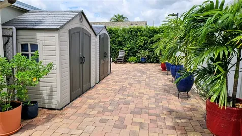 17124 SW 143rd Place Miami FL 33177