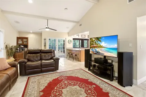 7880 SW 180th Terrace Palmetto Bay FL 33157