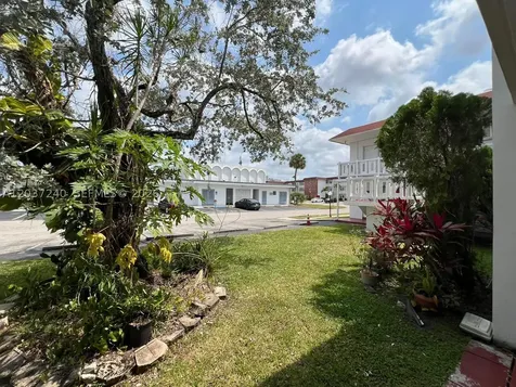 Lauderhill FL 33313