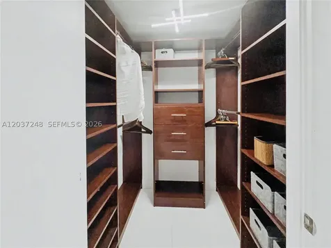 465 Brickell Avenue Miami FL 33131