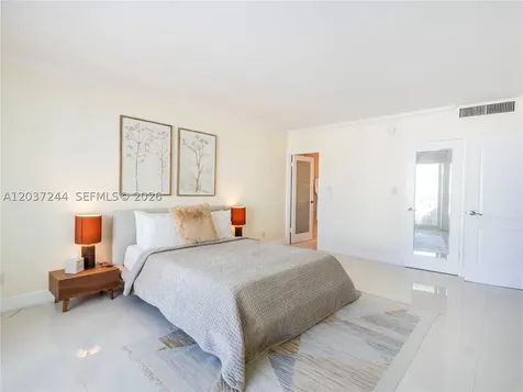 5401 Collins Avenue Miami Beach FL 33140