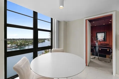 5500 Collins Avenue Miami Beach FL 33140