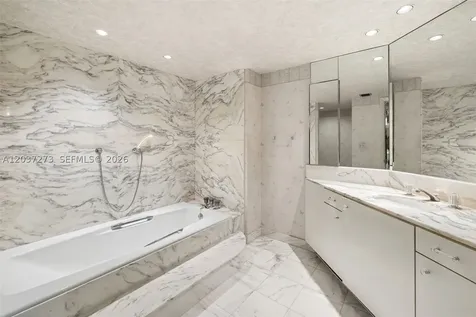 5500 Collins Avenue Miami Beach FL 33140