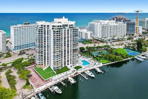 5500 Collins Avenue Miami Beach FL 33140