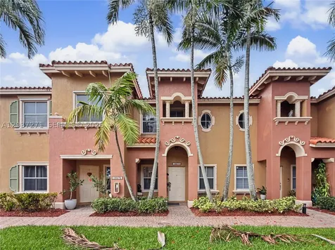 10573 SW 6th Street Pembroke Pines FL 33025