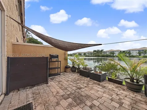 10573 SW 6th Street Pembroke Pines FL 33025
