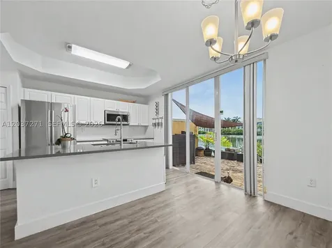 10573 SW 6th Street Pembroke Pines FL 33025