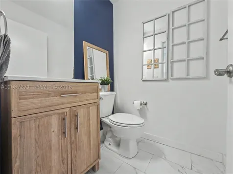 10573 SW 6th Street Pembroke Pines FL 33025