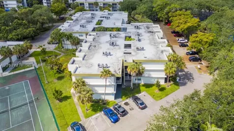 4235 N University Drive Sunrise FL 33351