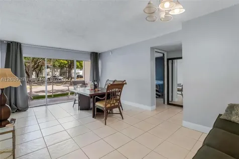 4235 N University Drive Sunrise FL 33351