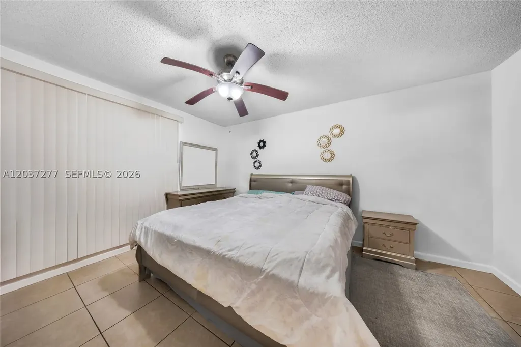 4381 W Mcnab Road Pompano Beach FL 33069