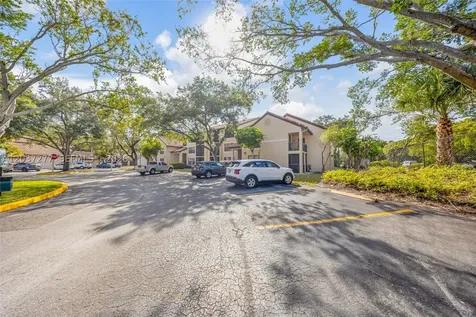 4381 W Mcnab Road Pompano Beach FL 33069