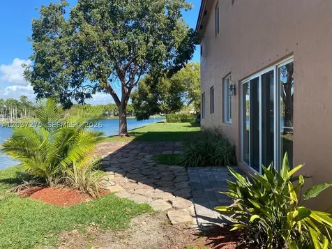 21872 SW 95th Place Cutler Bay FL 33190