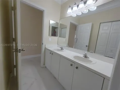 21872 SW 95th Place Cutler Bay FL 33190