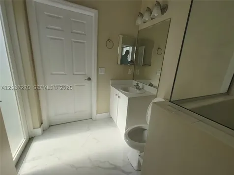 21872 SW 95th Place Cutler Bay FL 33190