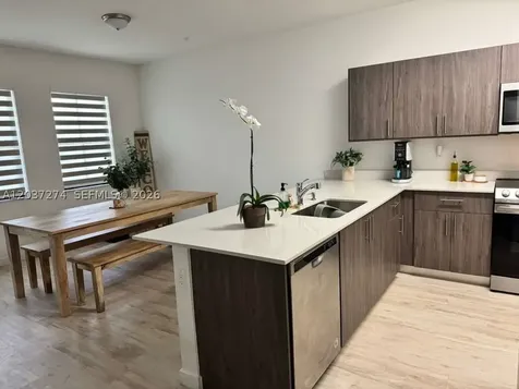 15540 SW 136th Street Miami FL 33196