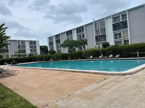 8610 N Sherman Circle Miramar FL 33025