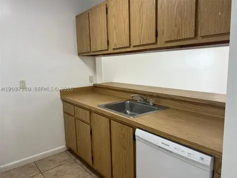 8610 N Sherman Circle Miramar FL 33025