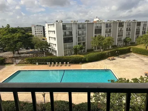 8610 N Sherman Circle Miramar FL 33025