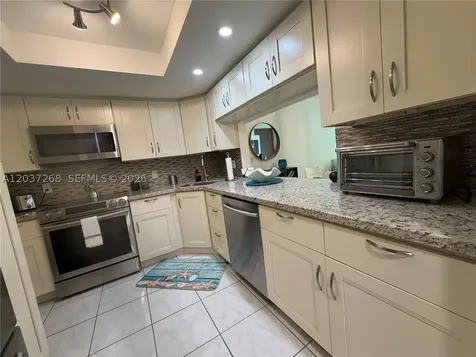 1965 S Ocean Boulevard Lauderdale By The Sea FL 33062