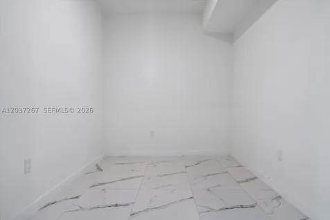 420 SW 7th Avenue Miami FL 33130