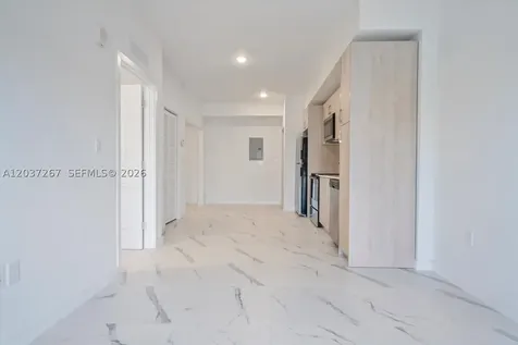420 SW 7th Avenue Miami FL 33130