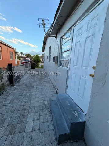 505 E 18th Street Hialeah FL 33013