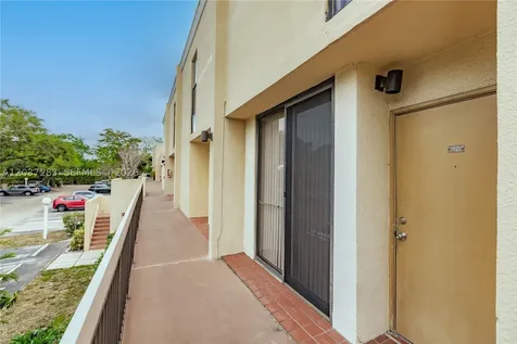 2931 SW 87th Terrace Davie FL 33328