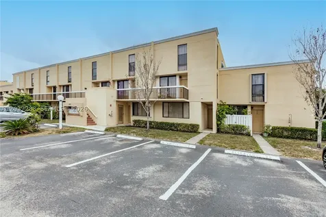 2931 SW 87th Terrace Davie FL 33328