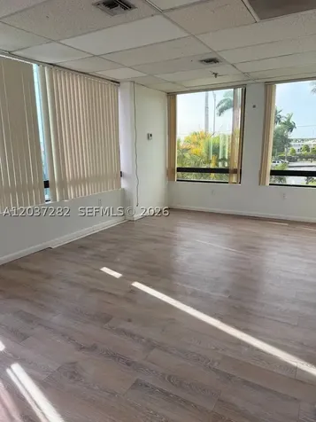2100 W 76th Street Hialeah FL 33016
