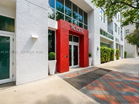 133 NE 2nd Avenue Miami FL 33132