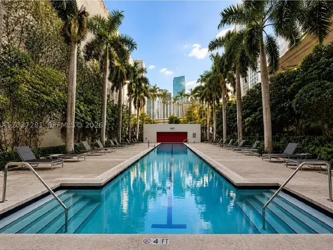 133 NE 2nd Avenue Miami FL 33132