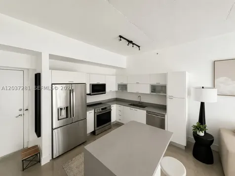 133 NE 2nd Avenue Miami FL 33132