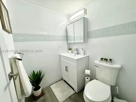 2501 S Ocean Drive Hollywood FL 33019