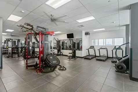 2501 S Ocean Drive Hollywood FL 33019