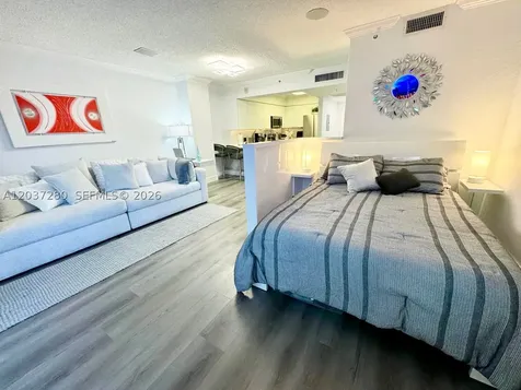 2501 S Ocean Drive Hollywood FL 33019