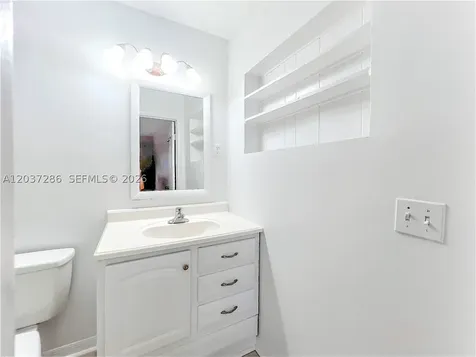 192 SW 62nd Terrace Plantation FL 33317