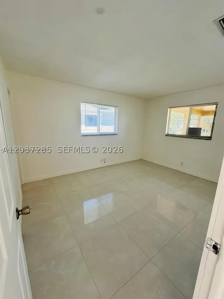2620 NW 14th Court Fort Lauderdale FL 33311