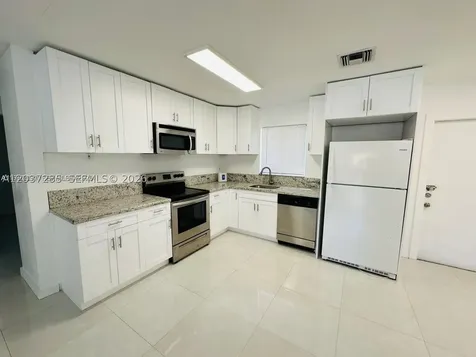 2620 NW 14th Court Fort Lauderdale FL 33311