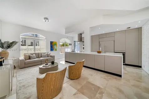 21156 NE 33rd Avenue Aventura FL 33180