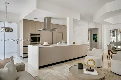 21156 NE 33rd Avenue Aventura FL 33180