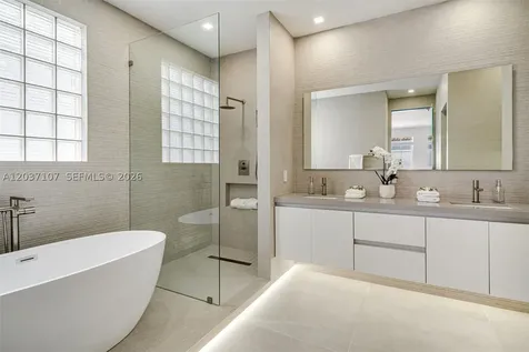 21156 NE 33rd Avenue Aventura FL 33180