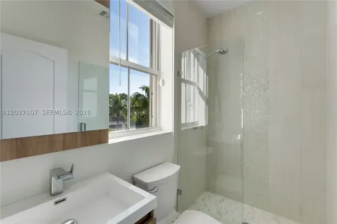 21156 NE 33rd Avenue Aventura FL 33180