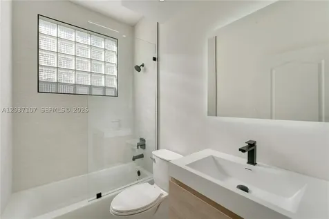 21156 NE 33rd Avenue Aventura FL 33180