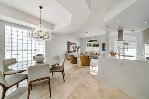 21156 NE 33rd Avenue Aventura FL 33180