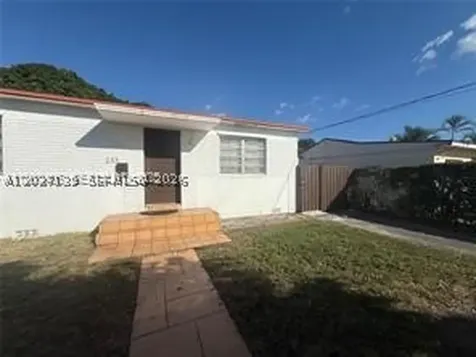 233-235 NW 45th Avenue Miami FL 33126