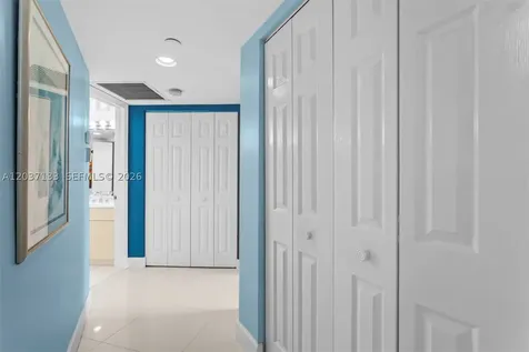 3500 Mystic Pointe Drive Aventura FL 33180